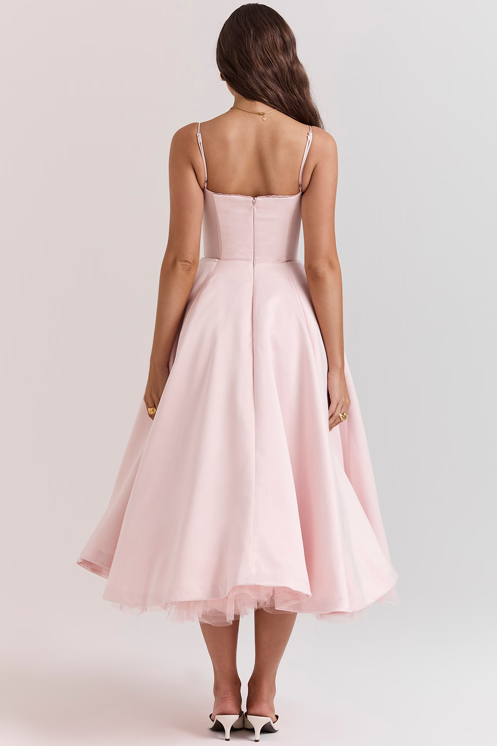 Lory | Vestido Midi Com Alças – Glamour Clássico e Leveza