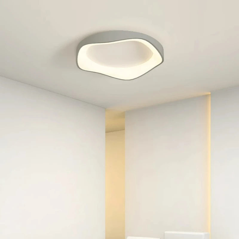 תקרת LED אסימטרית – מגניב ואלגנטי