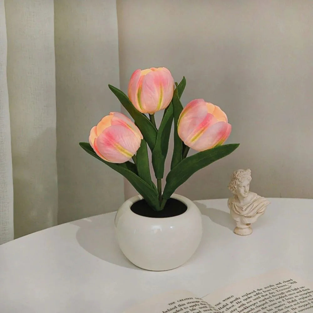Dekorativní lampa Tulipán – Teplá a rafinovaná atmosféra