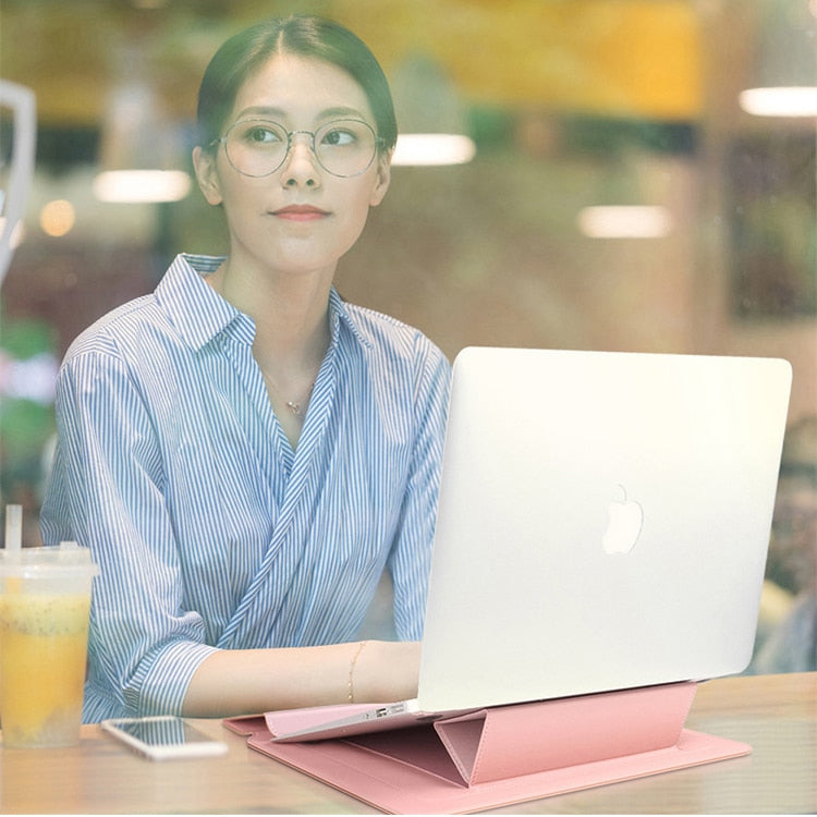 Laptop Beschermhoes – Weerbestendig en Gemakkelijk Te Vervoeren