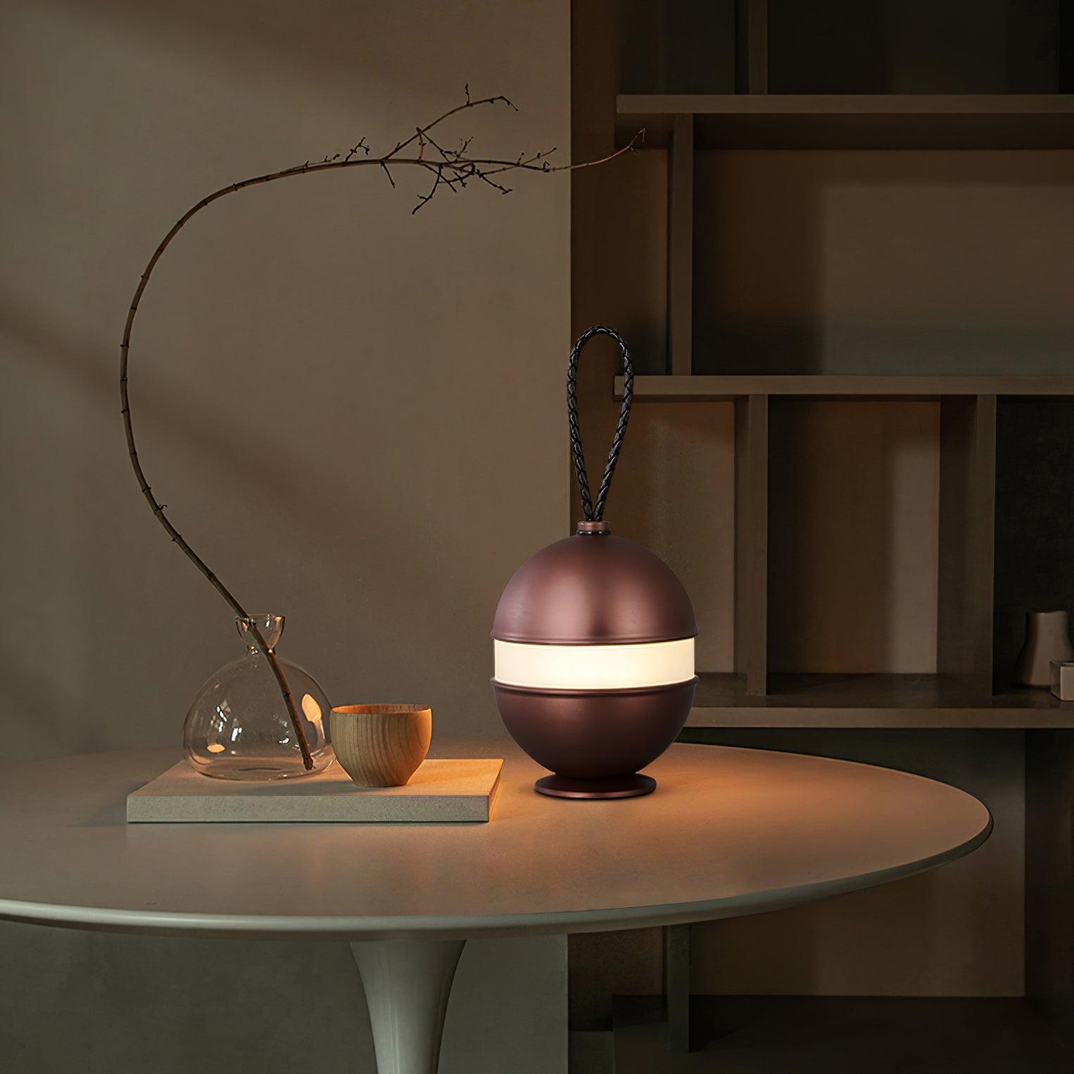 Uppladdningsbar sfärlampa - Chic design och avslappnande ljus