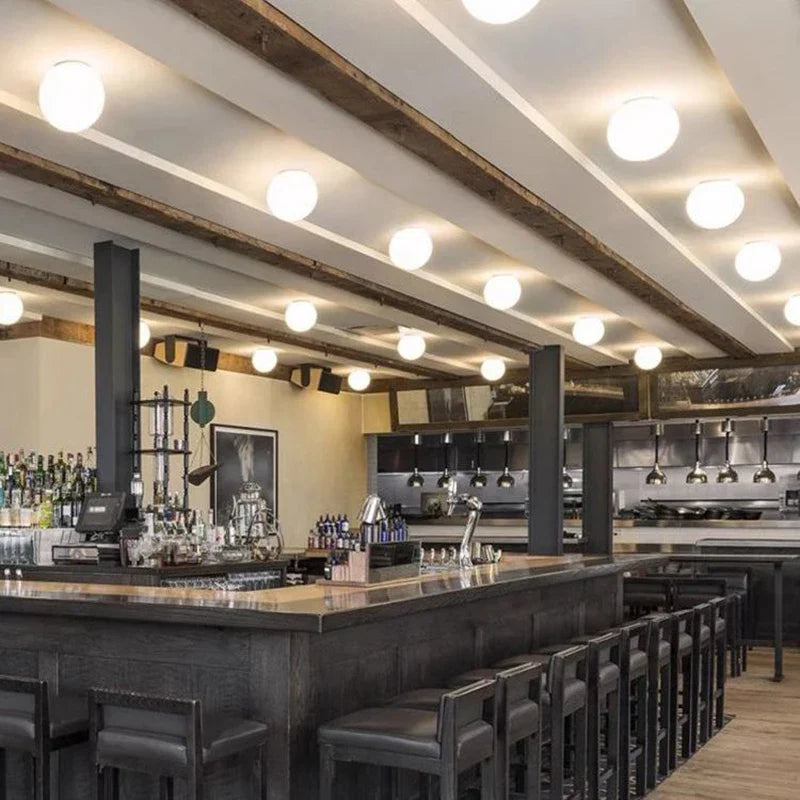 Vägglampa Rund – Ren och Modern Glans