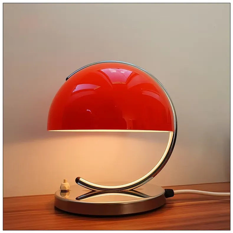 Tischlampe im skandinavischen Stil aus Glas – Eleganz und Modernität