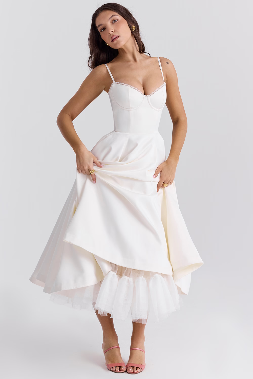 Lory | Vestido Midi Com Alças – Glamour Clássico e Leveza