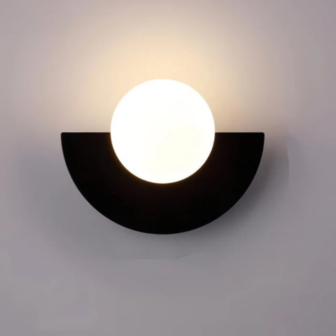Moderne Wandlamp – Halve Cirkel Vorm En Zachte Verlichting
