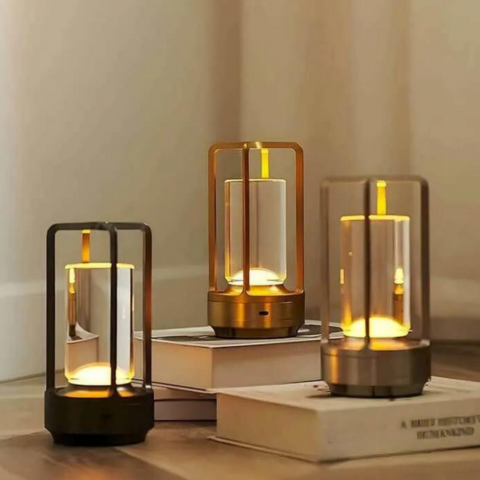 Lâmpada de Mesa Recarregável – Luz Filtrada e Estilo Intemporal