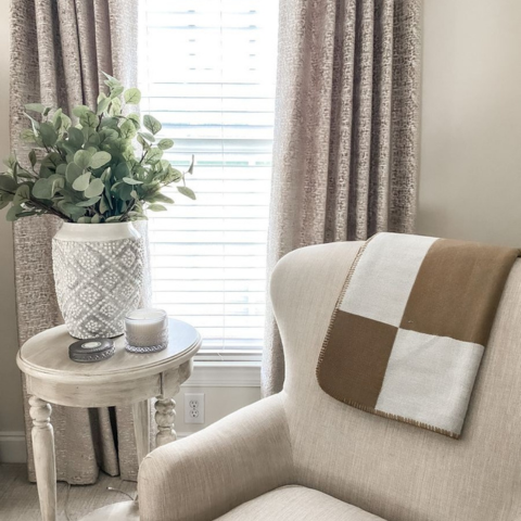 Rutet plaid – moderne eleganse og koselig komfort