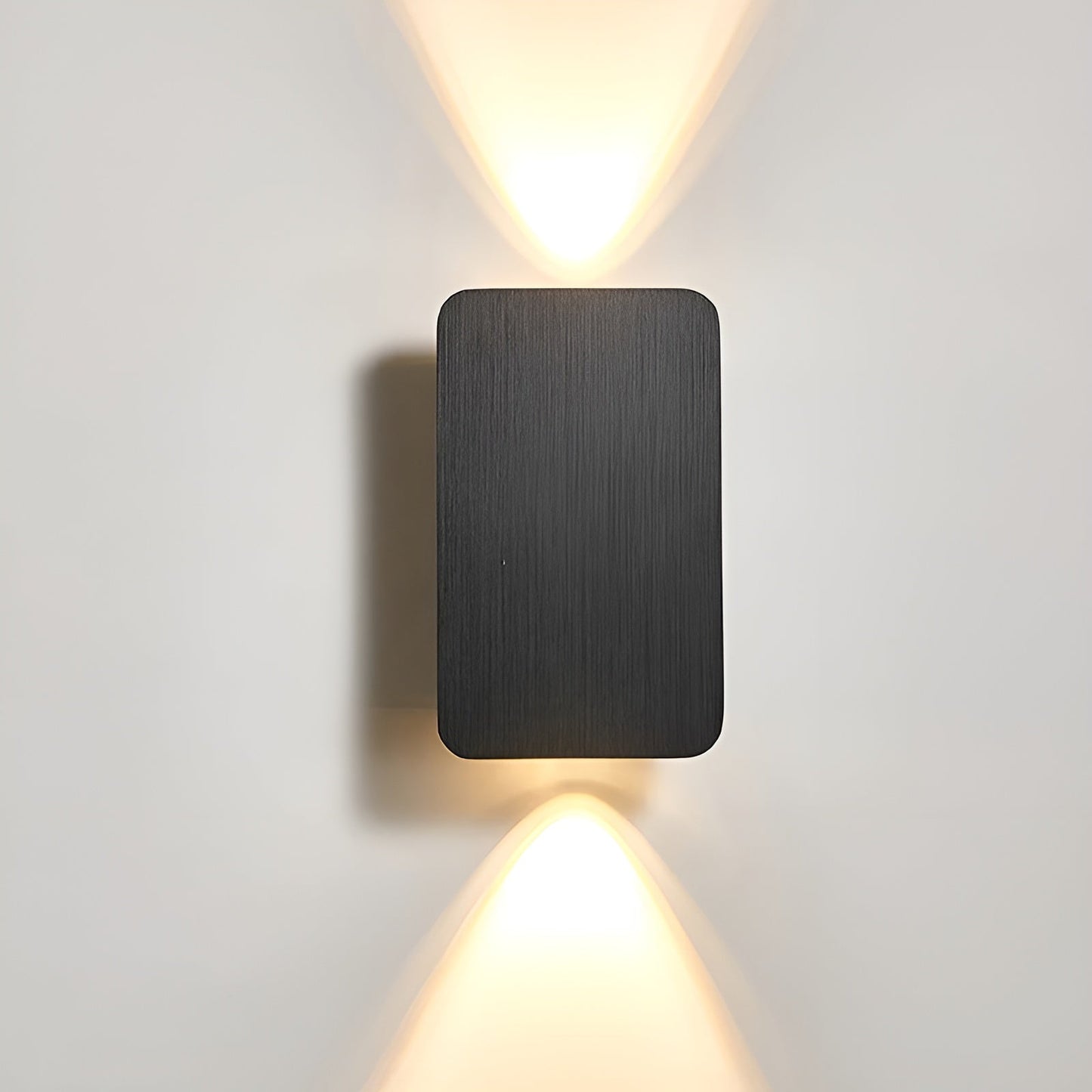 Applique Murale Led Minimalista – Luce Sottile e Linea Contemporanea