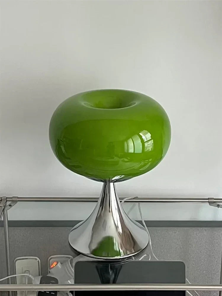 Lampa stołowa w stylu Bauhaus z lat 20. 