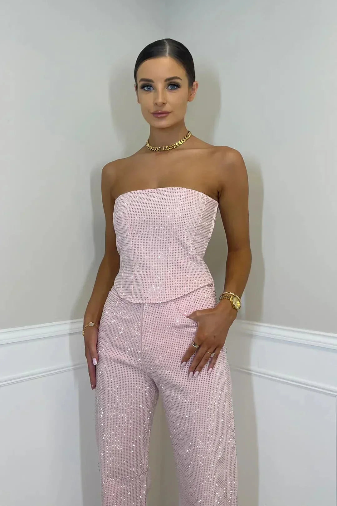 Ginia | Pitkä Bustier -yhdistelmä – Glamouria ja Eroottisuutta 