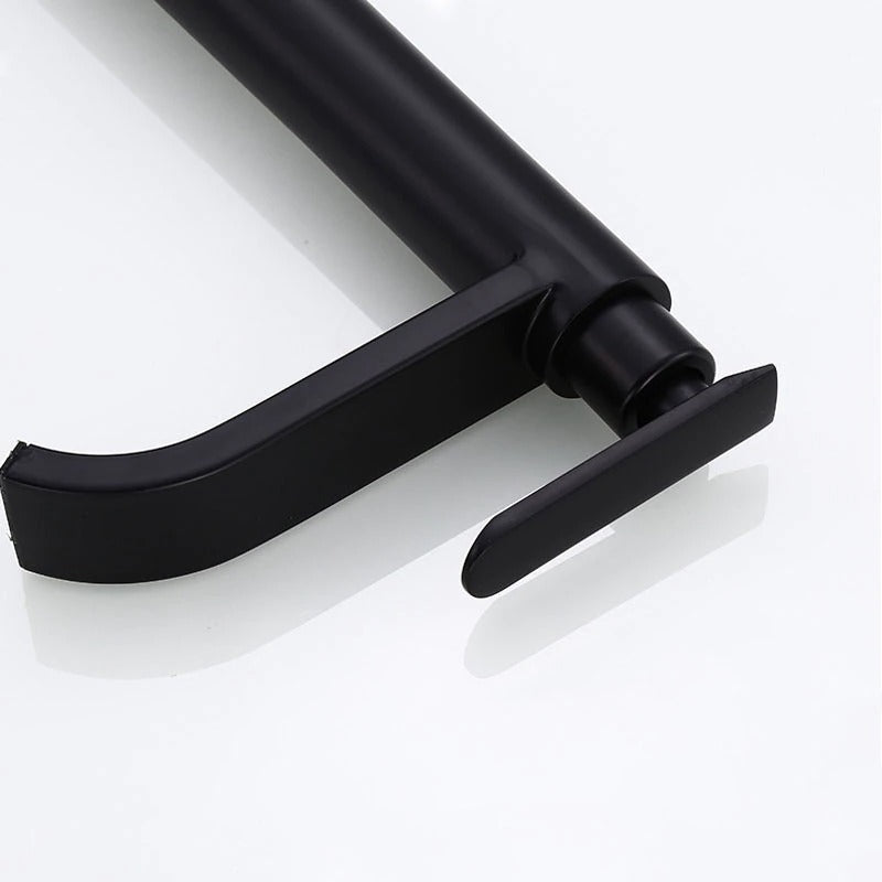 Robinet de chiuvetă ridicat – Finisaj elegant negru mat 