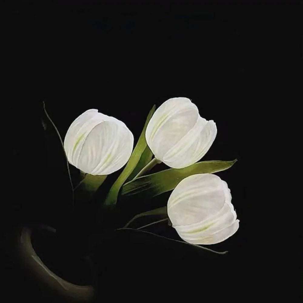 Dekorativní lampa Tulipán – Teplá a rafinovaná atmosféra 