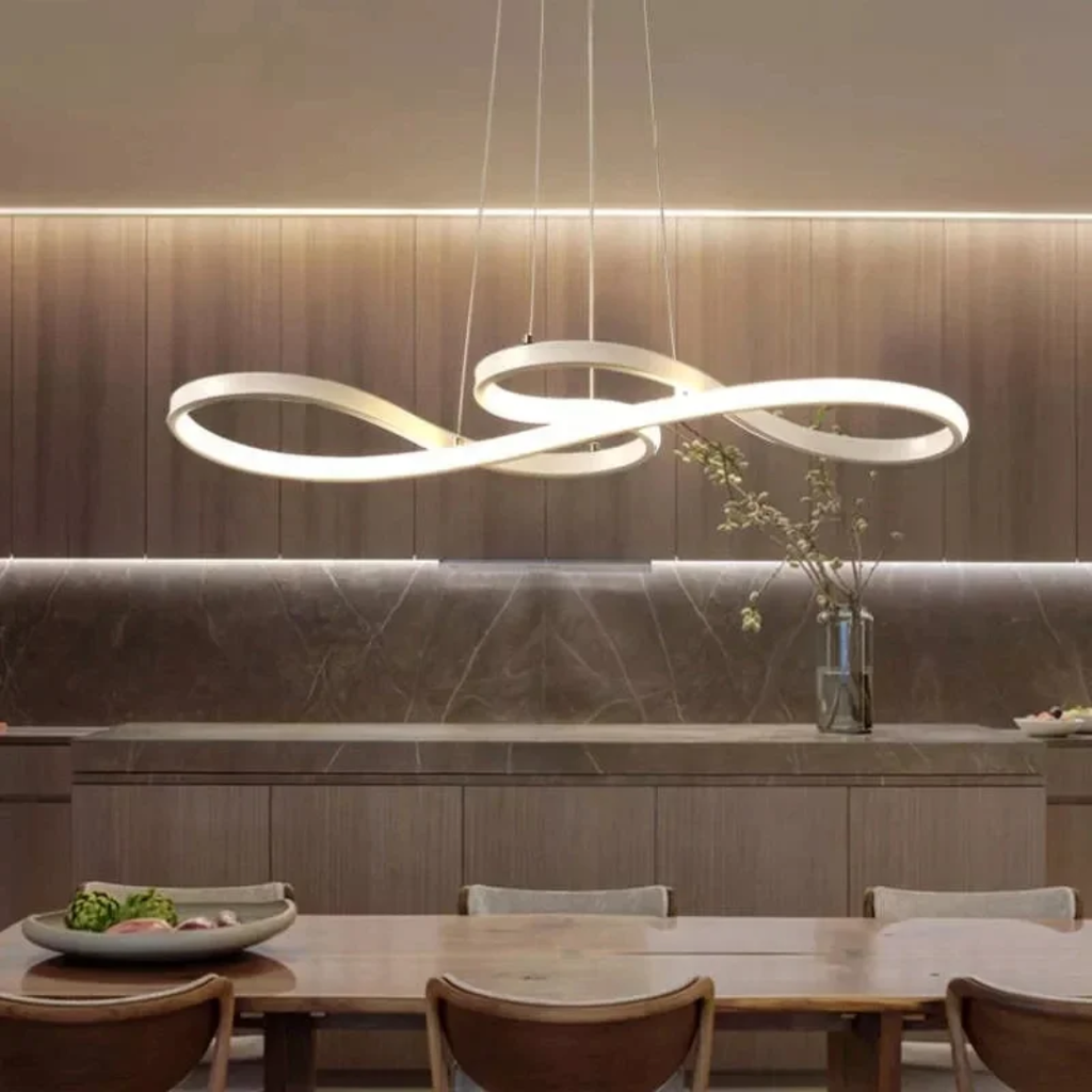 Moderne LED-Hängelampe mit Ringen – Elegantes und futuristisches Design 