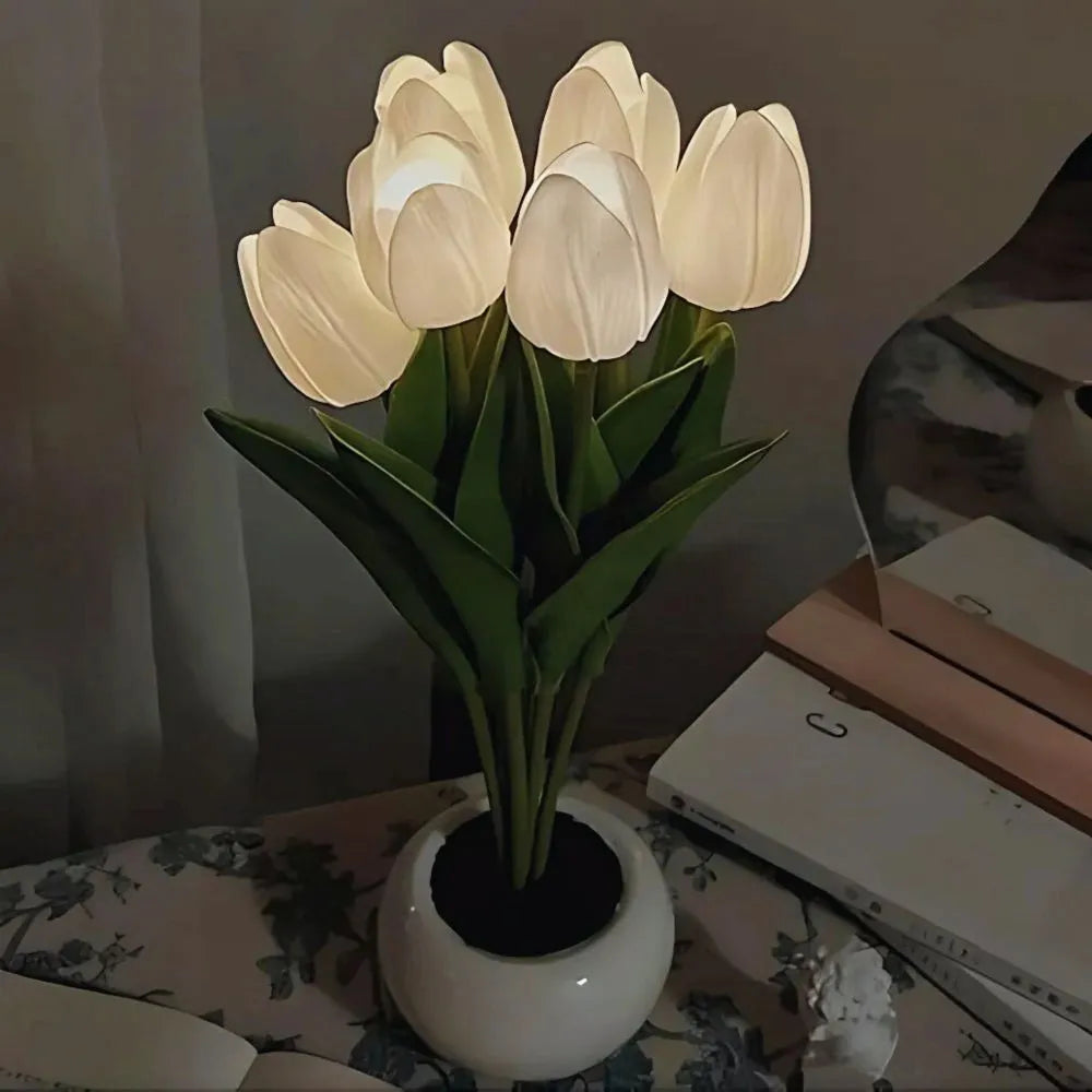 Dekorativní lampa Tulipán – Teplá a rafinovaná atmosféra 