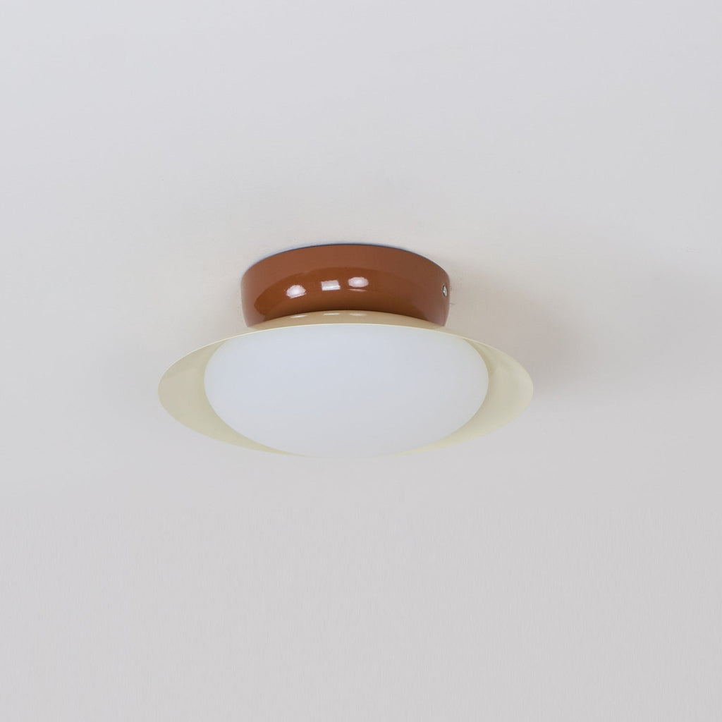 Rund LED-taklampa - naturligt sken och diskret elegans