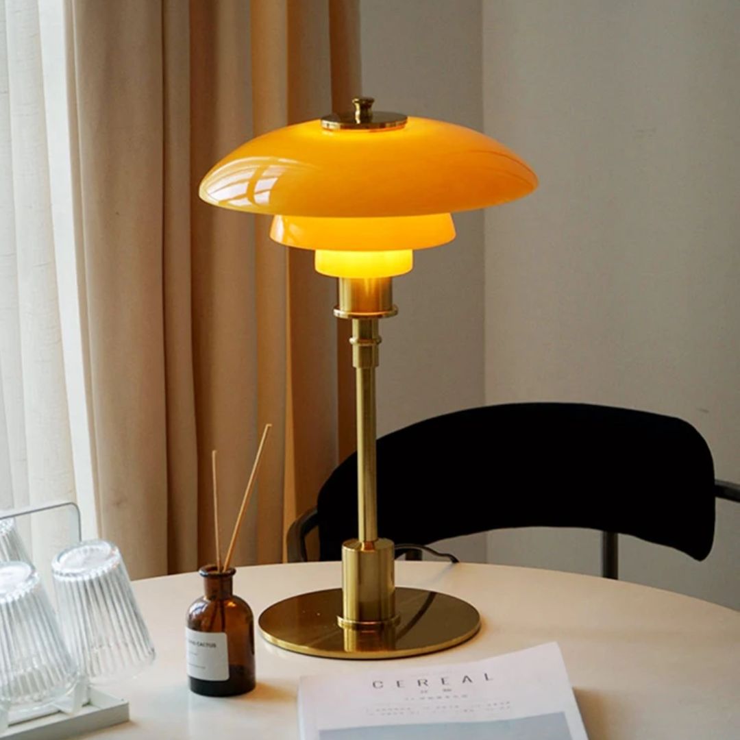 Schreibtischlampe LED im skandinavischen Stil – Sanftes und modernes Licht 