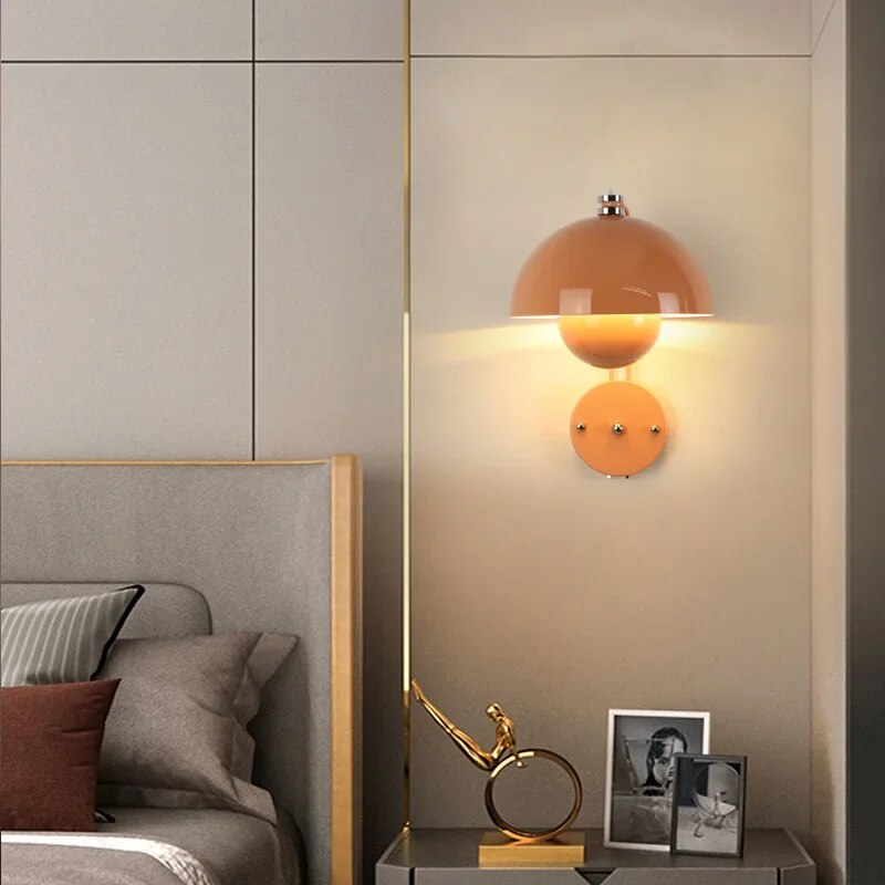 Podświetlana lampa ścienna - eleganckie oświetlenie i ciepła atmosfera