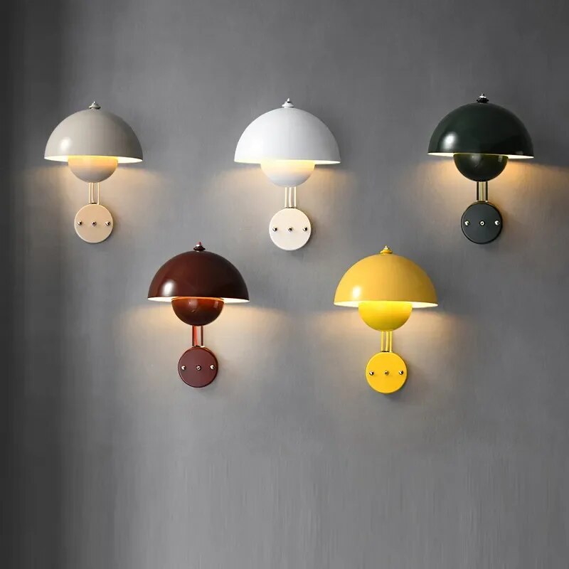 Podświetlana lampa ścienna - eleganckie oświetlenie i ciepła atmosfera