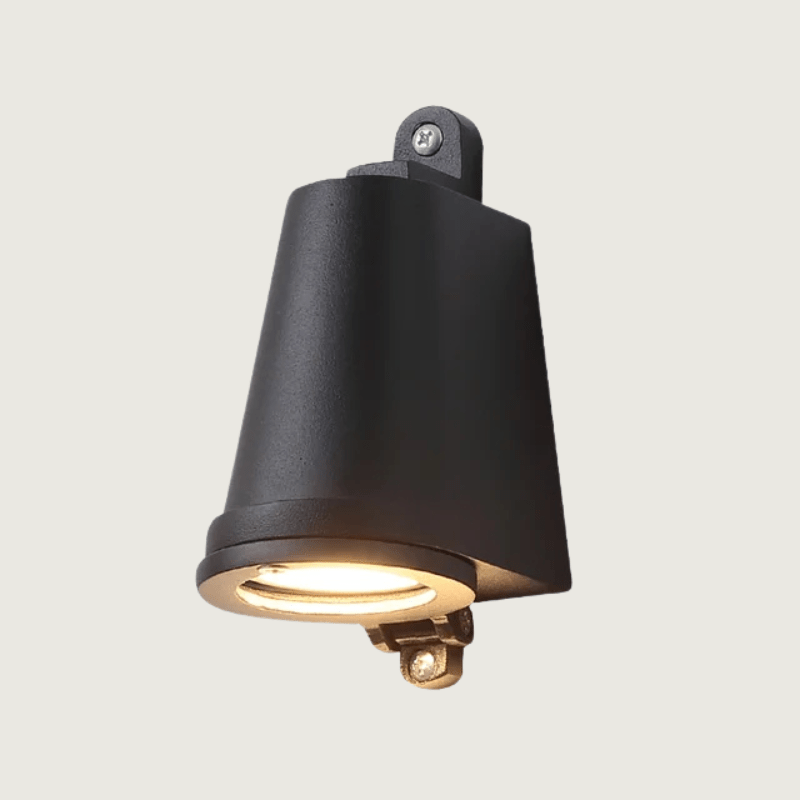 Modern and Durable Outdoor Wall Sconce – Elegance and Reliability 