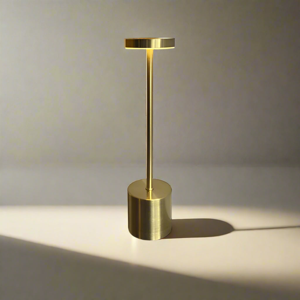 Lámpara de Mesa LED Táctil Recargable – Iluminación Práctica y Moderna 