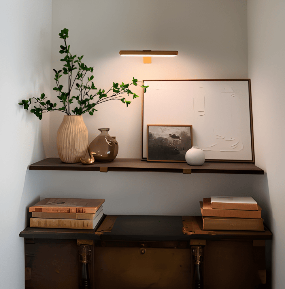 Bezdrôtová nástenná LED lampa s USB dobíjaním - plná rotácia a pohodlné dobíjanie