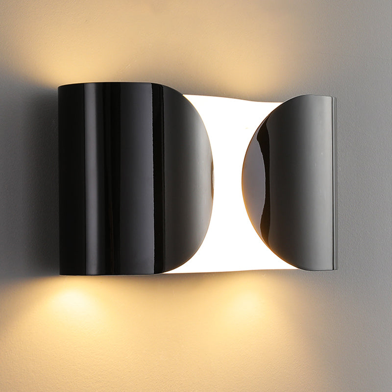 Wandlampe LED — Moderne Beleuchtung mit doppeltem Strahl 