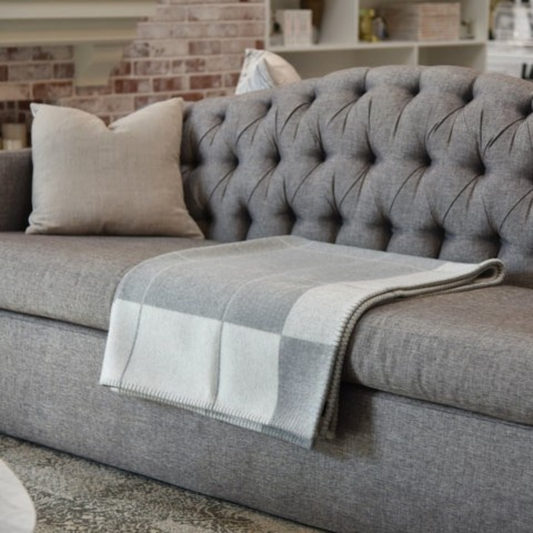 Ruudullinen – Moderni Eleganssi ja Mukava Pehmeys 