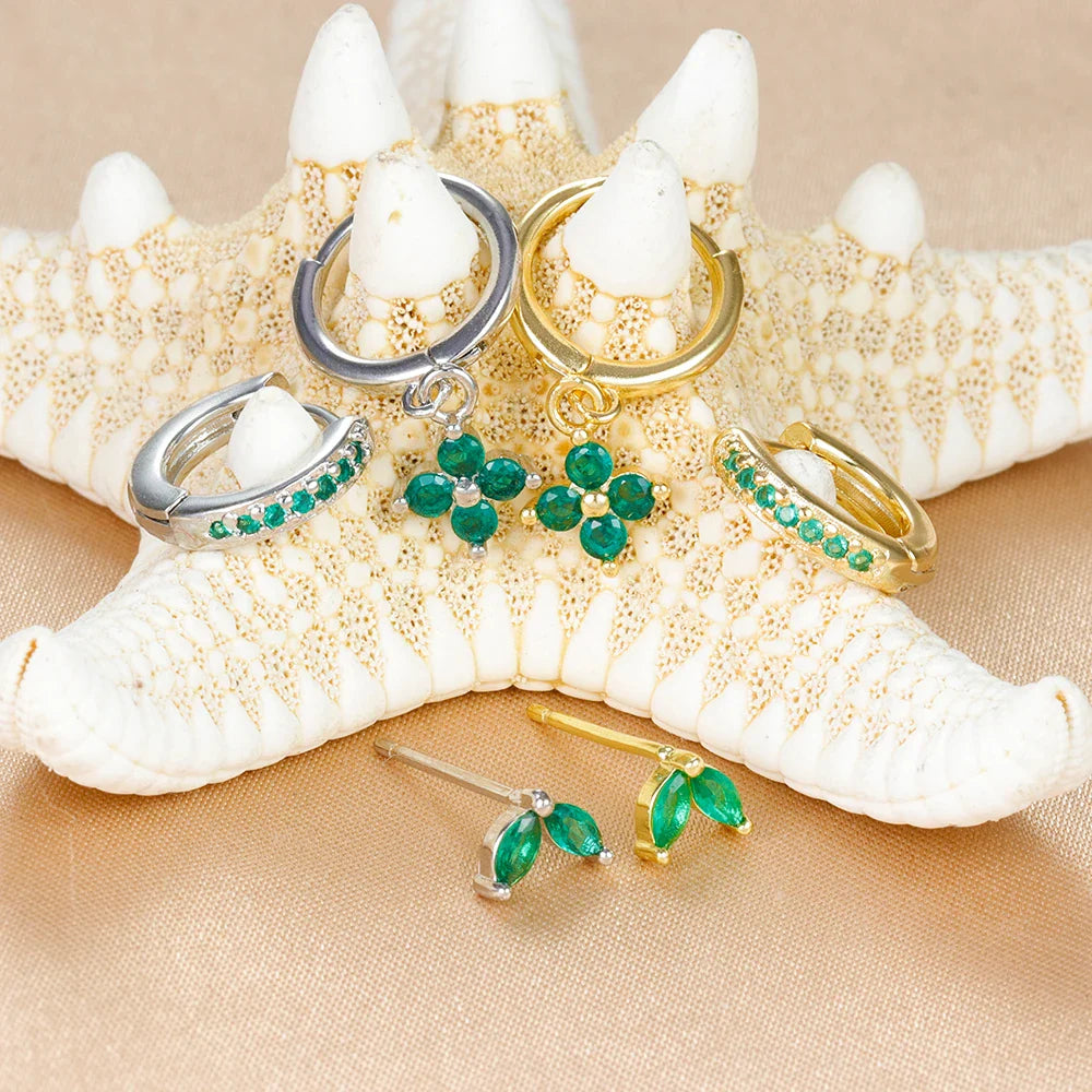 Set Oorbellen En Piercings – Veelzijdigheid En Subtiele Glans 
