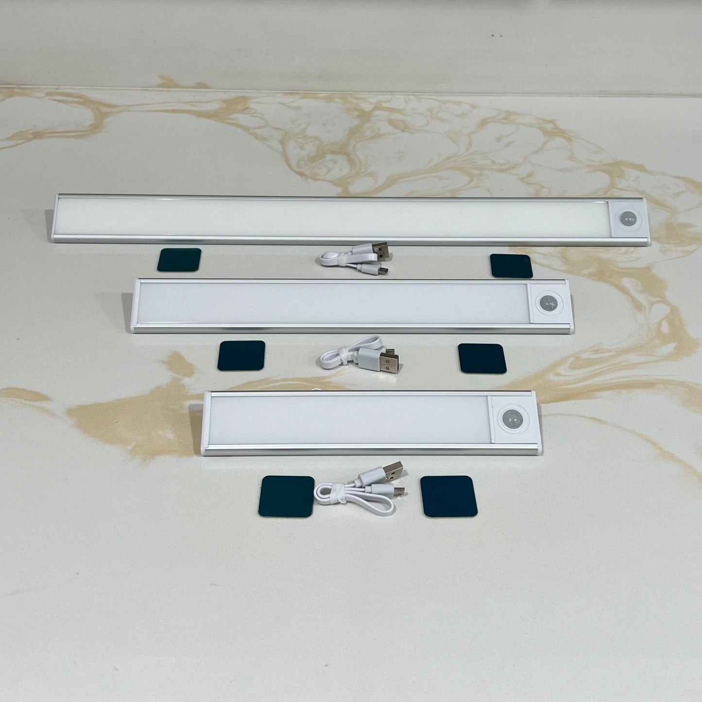 Barra LED Sob Móvel – Iluminação Sem Fios e Instalação Fácil 