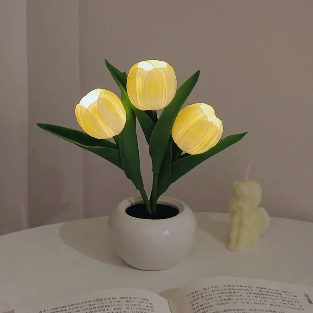 Dekorativní lampa Tulipán – Teplá a rafinovaná atmosféra 