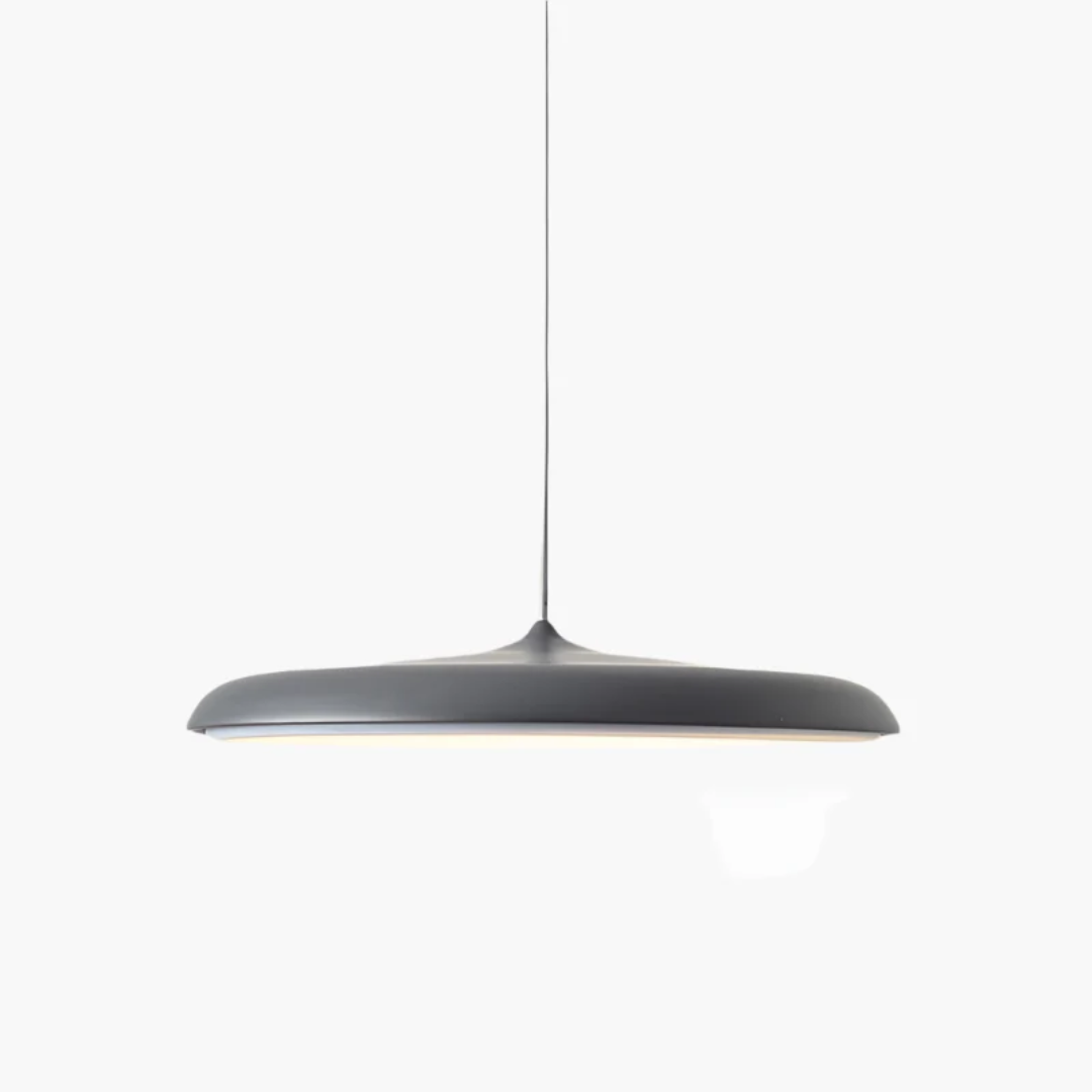 Severská zavesná lampa – Minimalistická elegancia pre váš interiér 