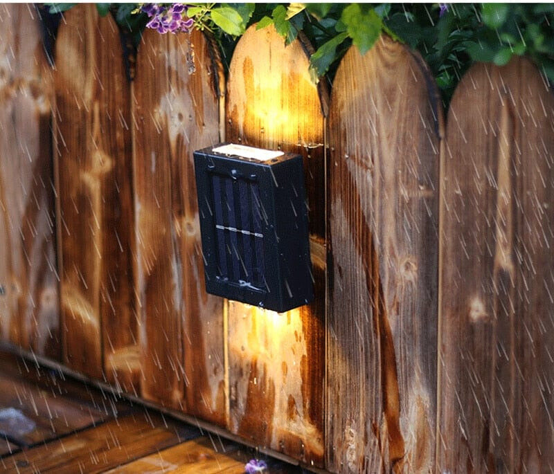 Aplicație Solară de Perete – Iluminare Automată pentru Exterior 