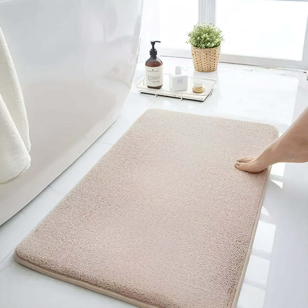 Tappeto da Bagno Super Assorbente Antiscivolo – Comfort e Sicurezza Quotidiana 