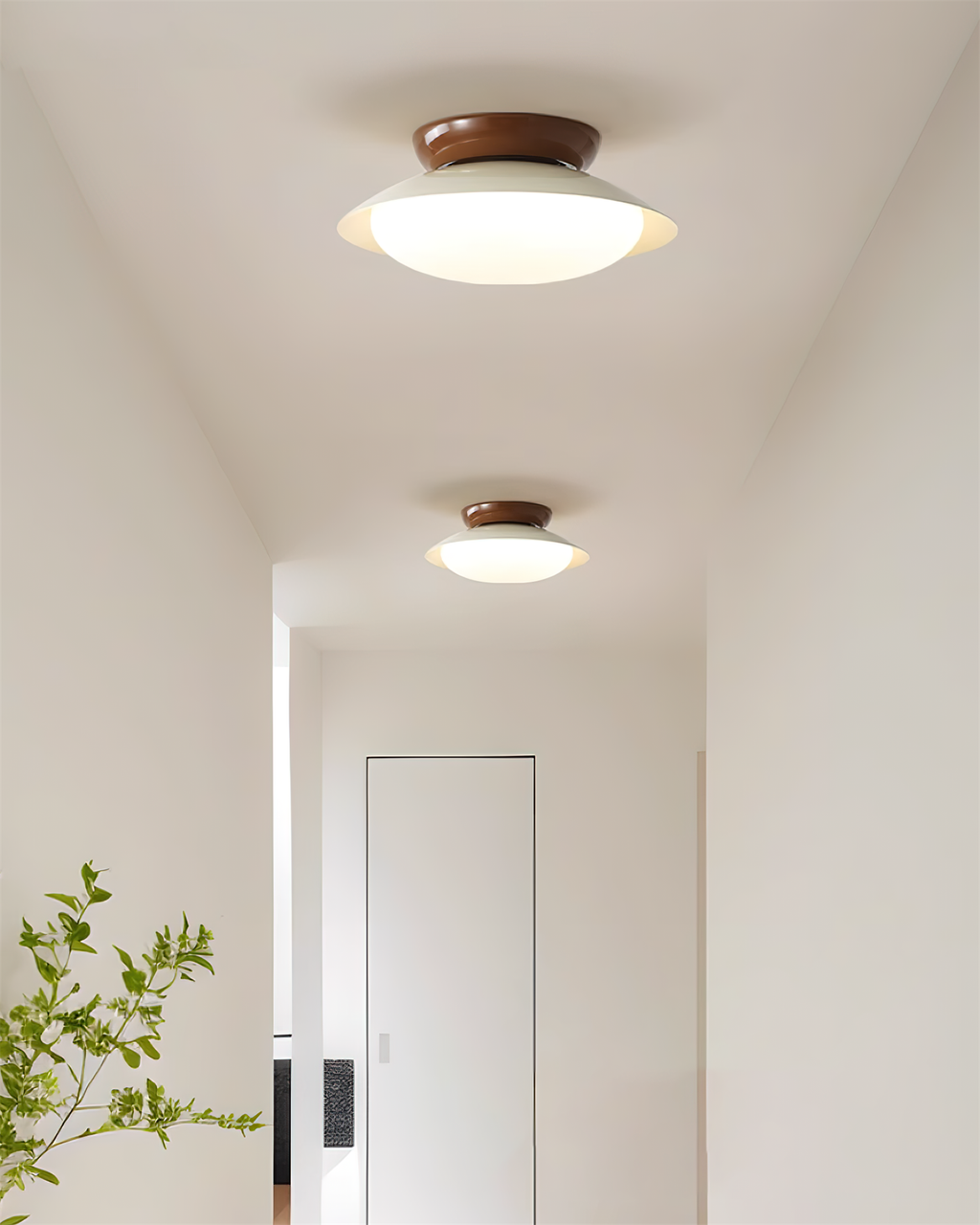 Rund LED-taklampa - naturligt sken och diskret elegans