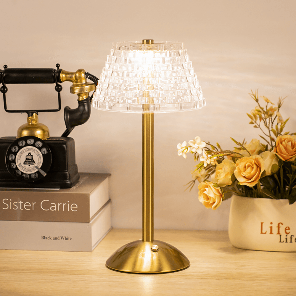 Trådløs Bordlampe – Nomadisk og Elegant Belysning 