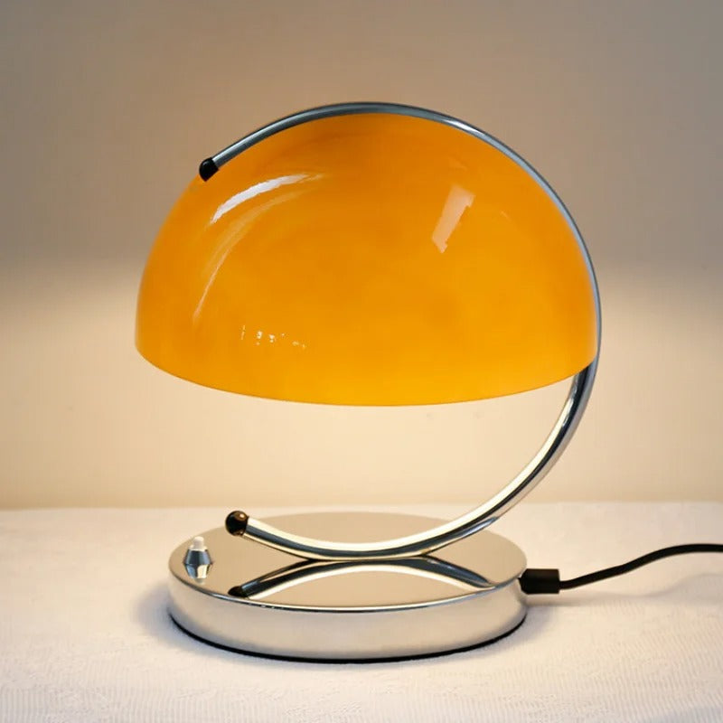 Tischlampe im skandinavischen Stil aus Glas – Eleganz und Modernität 